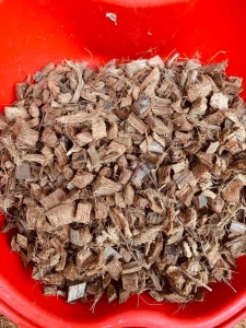 Vỏ Dừa Cắt (Coco Husk Chip) – Giá thể thoáng khí cho lan, dâu tây, dưa lưới – VinaTap Việt Nam