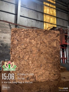 Coco Husk Chip Supplier Vietnam | Washed Buffered Coconut Chips | VinaTap