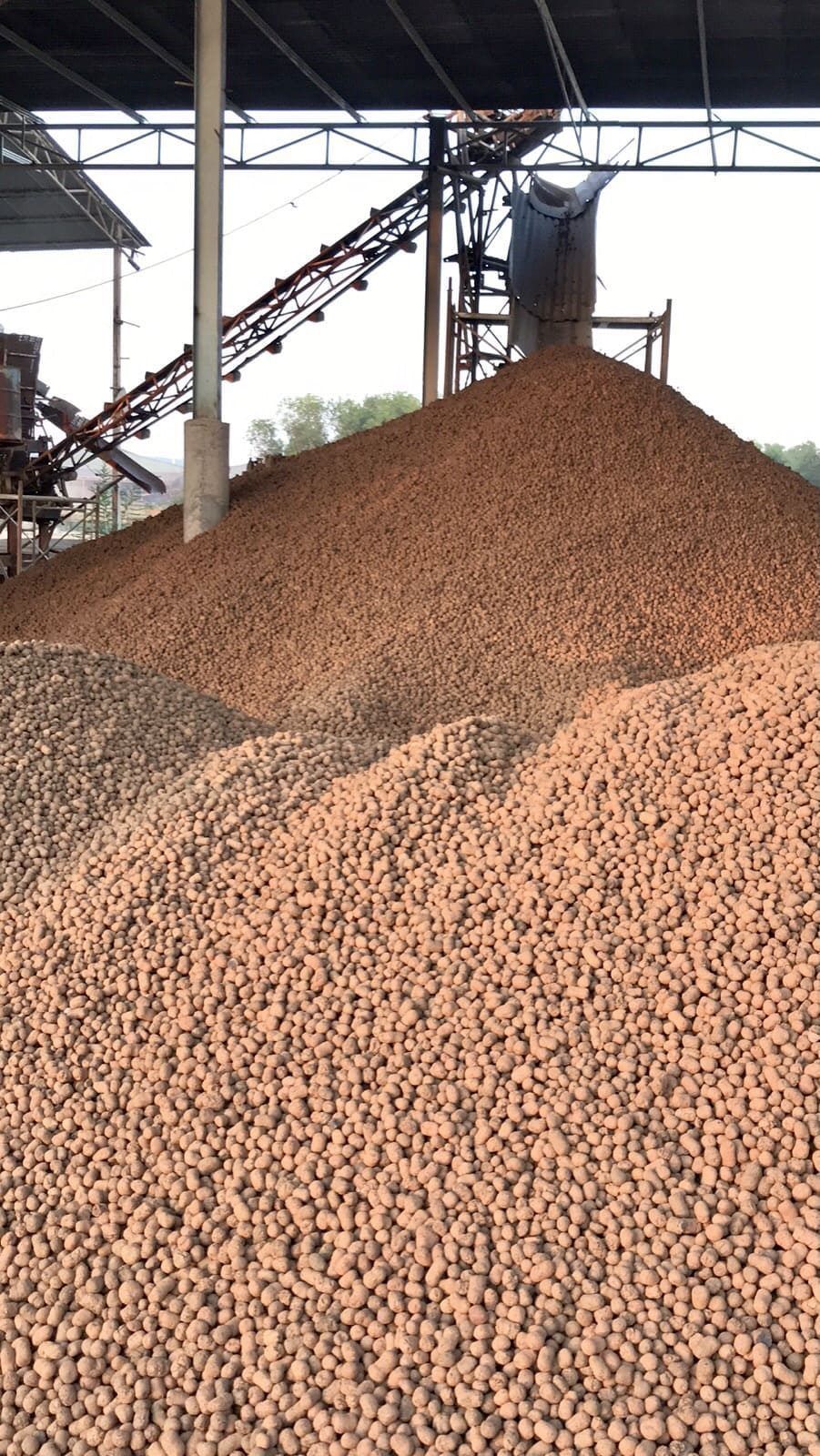 Đất sét nung và sỏi nhẹ Keramzit VinaTap cho thủy canh và lót đáy chậu
